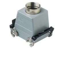 Stekkerhuis recht C-Type, 2 beugels, M40, 77.62